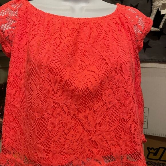 2/$15 Rue 21 Coral Pink Lace Top - Picture 1 of 3